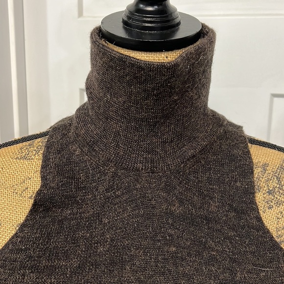 ZARA KNIT ITALIAN BROWN YARN HIGH NECK ASYMMETRIC TUNIC STYLE TOP SMALL - Picture 4 of 13